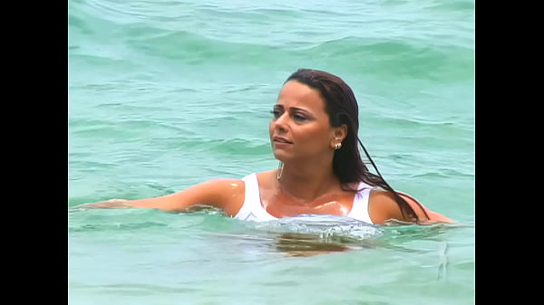 Download Video - Viviane Araujo ultra hd