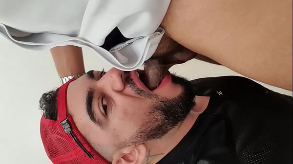 CHUPANDO O FARMAC&Ecirc;UTICO