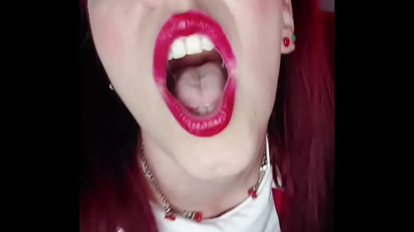ShyyFxx Harley Quinn celebrates her birthday and submits to the Joker as a gift ROLEPLAY