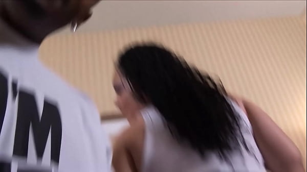 Big booty latina stripper does her first porn vid on the casting couch