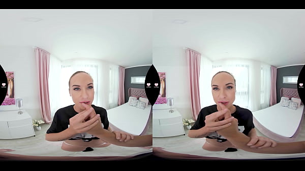 LustReality Vinna Wants Your Dick VR Porn 90 sec