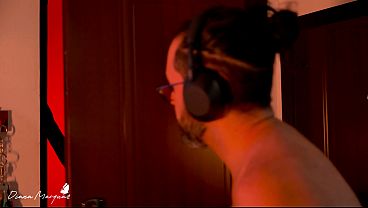 Special Service for a Lonely Husband &ndash; I Ride and Drain Him While His Wife is Away