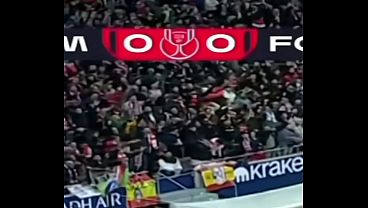 Espanhola Safada tomando de 4 dos reds...