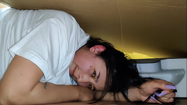 Stepsister receives anal internal cumshot through a hole in a box