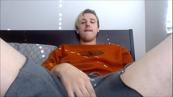 Big fat morning wank!