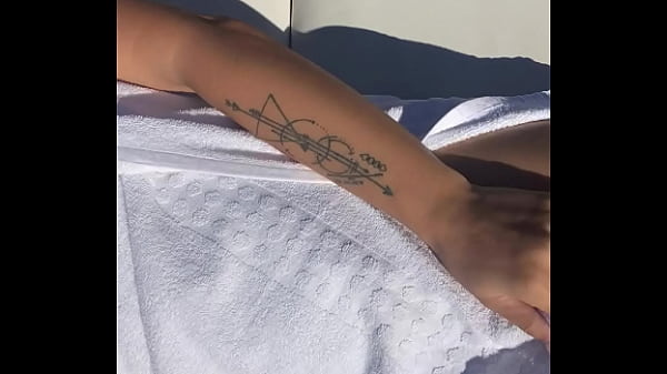 J’ai dévoilé le dessous sans censure à la melia’s family , deviens fan ...