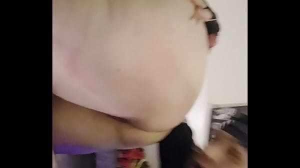Candid Sandra gets her asshole eaten and finger fucked on amateur home video