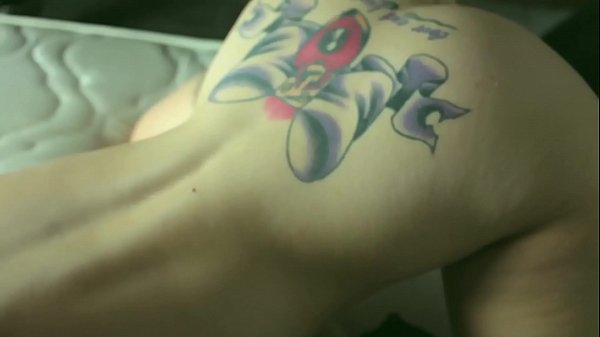 Download Video - MILA SPOOK E SWEETIE BIRD BATENDO SIRIRICA E SE CHUPANDO EM MEIA NOVE