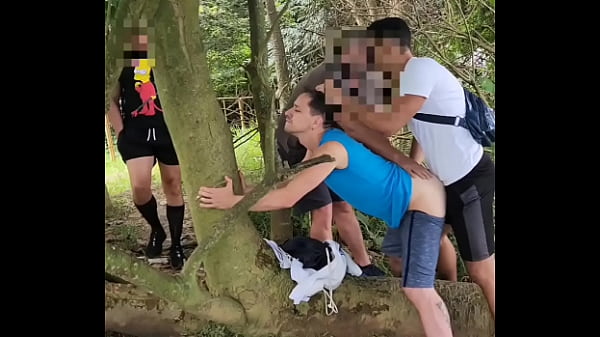 Download Video - O MEU NOME &Eacute; ANDR&Eacute;&comma; TENHO 18 ANINHOS E GOSTO MUITO DE IR AO PARQUE&comma; MAMAR ROLA E DAR O CUZINHO PARA HOMEM CASADO&period; ME SINTO UMA PROSTITUTA COMPLETA QUANDO TODOS SE SATISFAZEM DENTRO DE MIM&period;