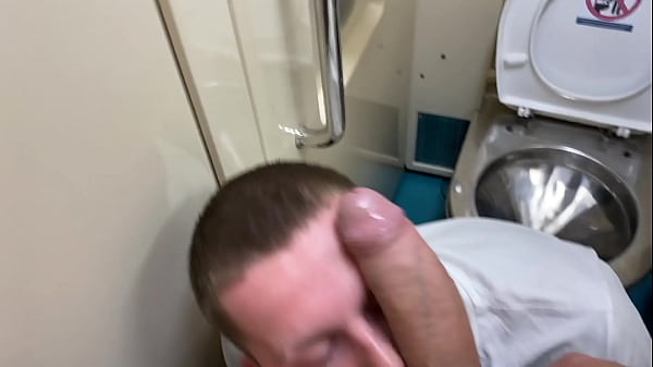 Download Video - Gave his a blowjob in the toilet of the train Oliver Strelly and Falcon Al - 21