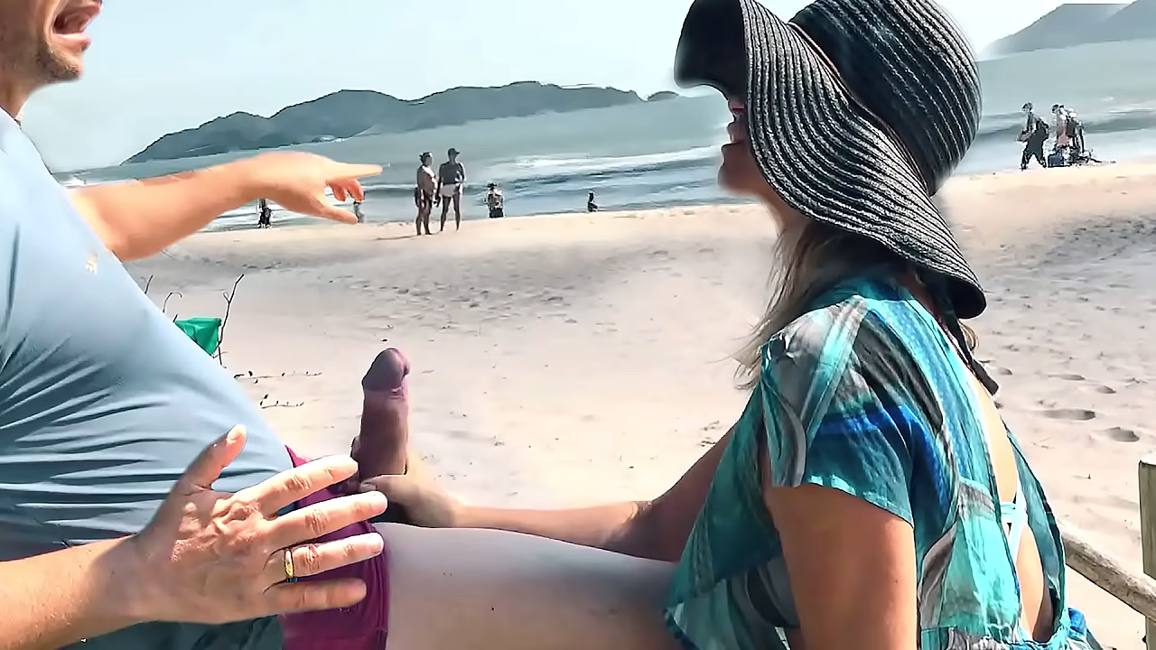 Stop sucking my dick, they'_re looking at us! Blowjob and anal in front of everyone