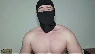Deutscher Daddy wird durch Zuschauer geil &ndash; dicker Schwanz und geiler Dirtytalk - PhantomGentX
