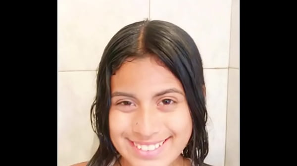 Mary Yulitza wet shirt