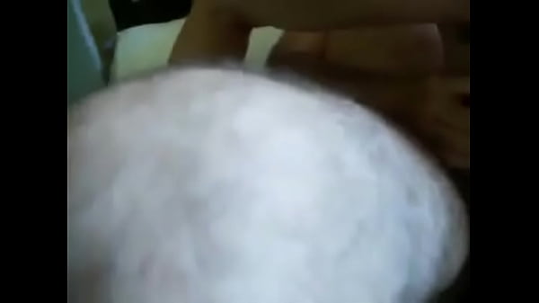 Esposa perfeita fudendo com o amante na frente do marido