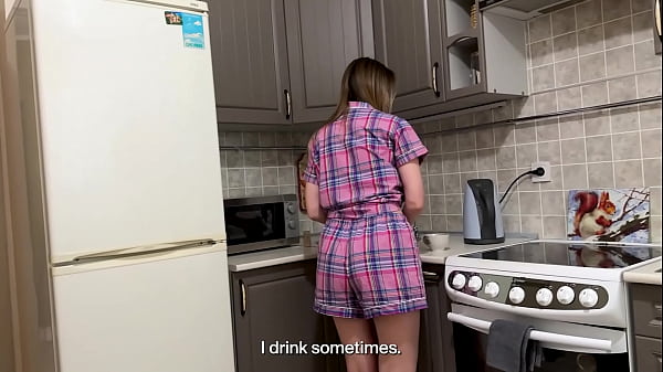 Download Video - My best friend's mom turned out to be a very hot MILF&excl; It's a pity that these are just dreams&period;