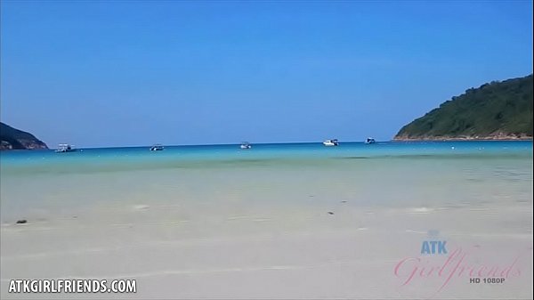 Download Video - Kenzie Reeves loves when you cum in her ass &lpar;POV Style&rpar;