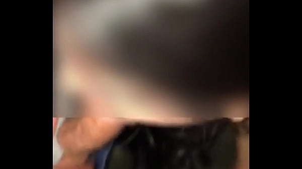 Dogging with a young girl - cuckold takes his wife to the gifted man to eat in the car, cum in her mouth and then she kisses her husband [complete Red]