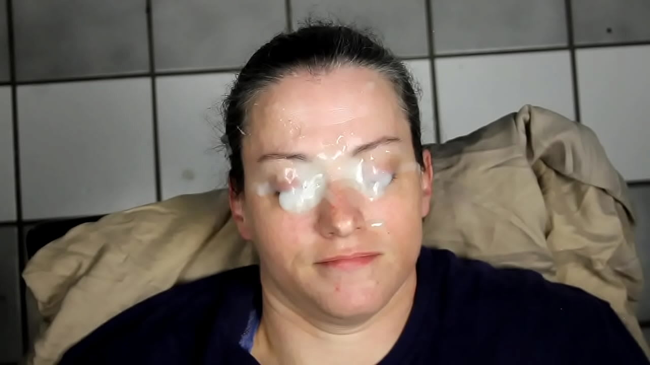 ¡¡¡Una enorme explosión facial casera justo en los ojos!!! SONIDO ARREGLADO
                     brunette amateur homemade close up dirty talk cumload facial cumshot cum covered double cum multiple cumshots huge cumload muchos negros