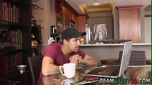 Small teen gets facial