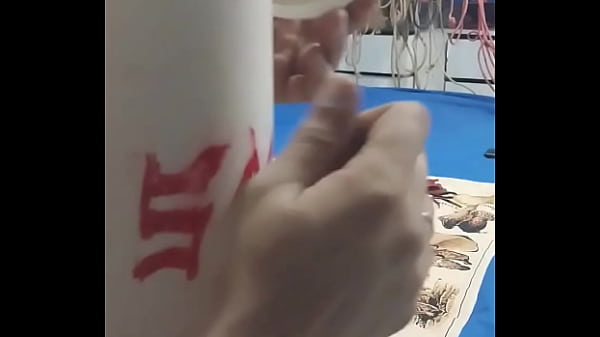 Fiz esse vídeo curtinho pra explicar a idéia da dorynhadoSM que colocamos em prática. Serve para pessoas dominantes qu ...