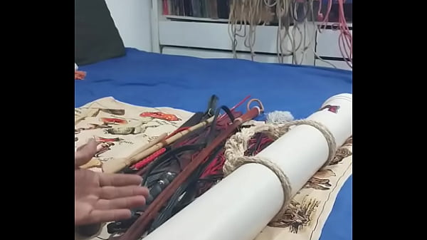 この短いビデオは、私たちが実践しているdorynhadoSMの考え方を説明するために作成しました。これは、支配的な立場にある方のためのものです。