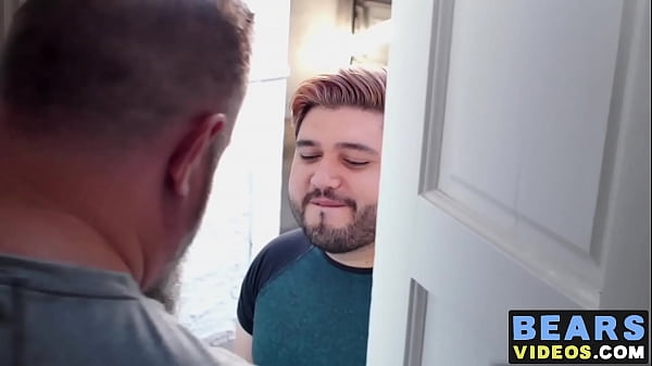 Nasty fat bear makes his cub go on knees to blo...