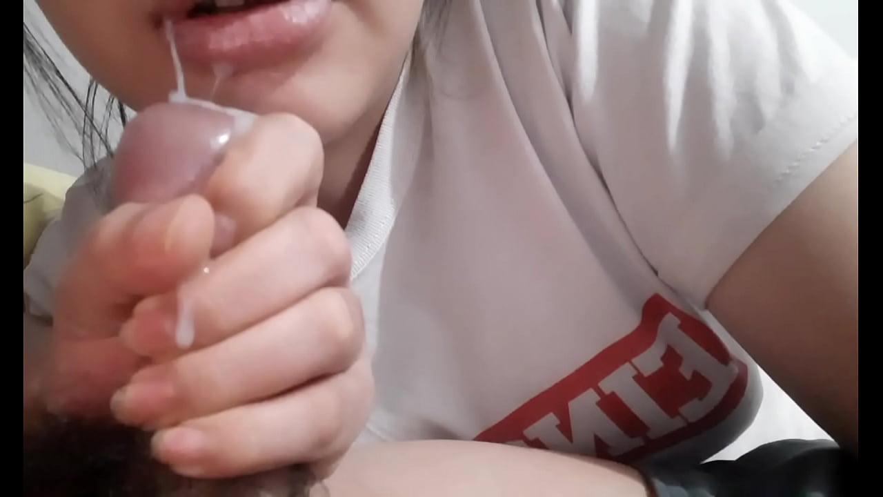 Novia pinay dando un buen golpe en la polla de su hombre
                    babe blowjob amateur homemade asian moaning close up girlfriend bedroom couple straight sloppy cum in mouth average dick pinay anal blowjob tease average size tits muchos negros