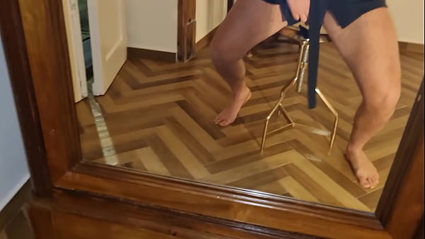 AT HOME I FOUND MY STEPMOTHER IN THE SHOWER | DIALOGUE IN ITALIAN - CUMSHOT AND MOANS WITH ENDLESS HANDJOB AND A HUGE COCK