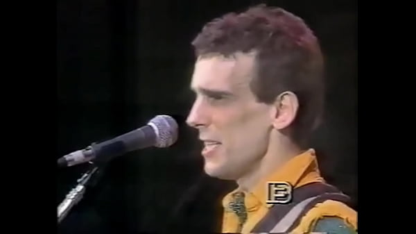 El anillo del Capitán Beto - Spinetta Jade - Badía & Cía - 1984