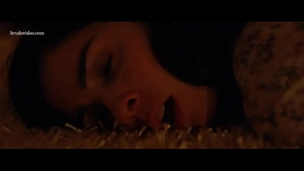 Download Video - Sarah Silverman &ndash; I Smile Back Clip 3