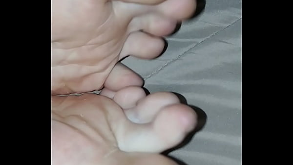 Emy Spits on Her Feet and Rubs