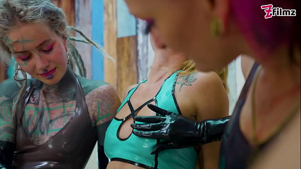 Latex Tattooed Lesbians Fisting Gape Prolapse Threesome