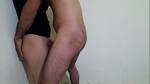 The neighbor's girl joked about the slut standing there, I put my dick in her pussy from behind