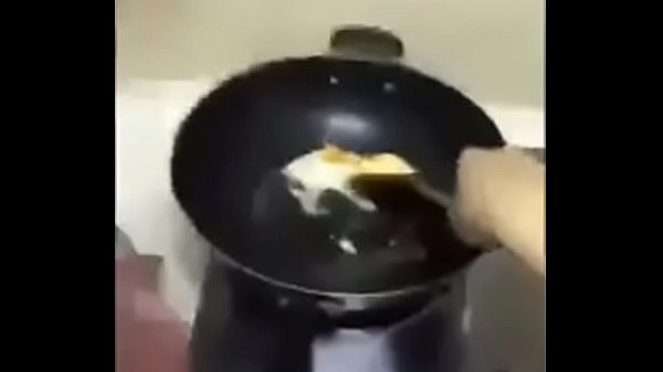 thumb fried egg