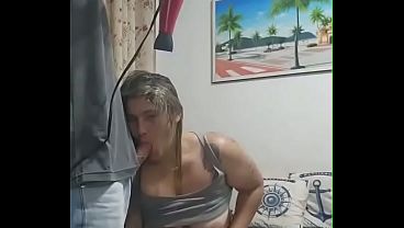Hairdresser comes to my house and fucks my pussy, and I make him cum in my mouth.