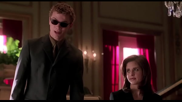 Selma Blair Paying Panties Thumbnail