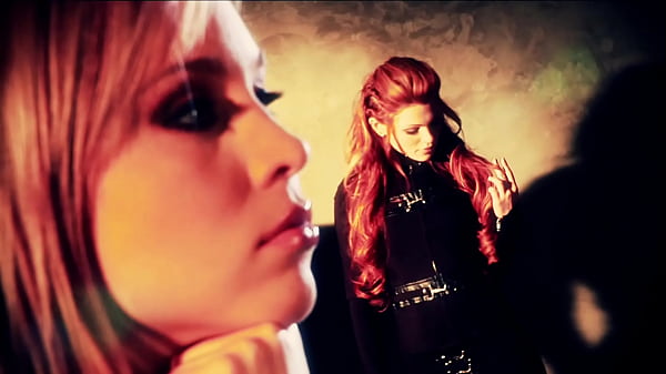 Louisa Lanewood And Anna Belle Lee Get Naked Despite Their Age Difference