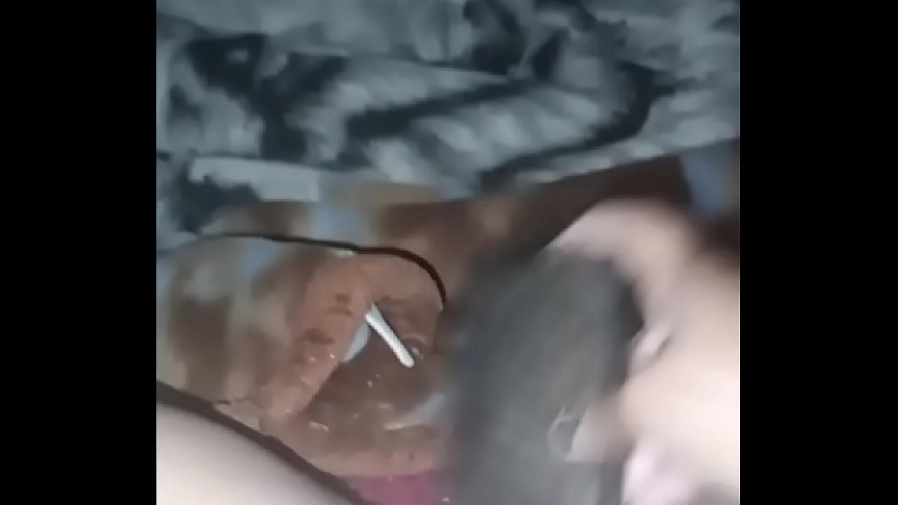 un squirt delicioso en mi cuarto
                   squirt masturbation acabada muchos negros