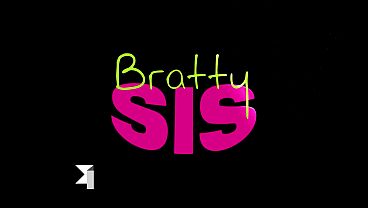 Sophia Grace Yells "Fuck My Tight Pussy Stepbro" After Mutual Handjob Session