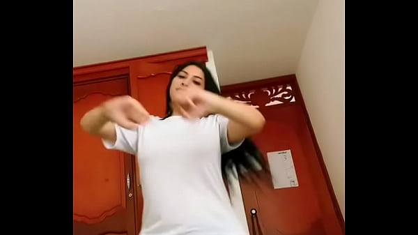 Beautiful IG model with big ass