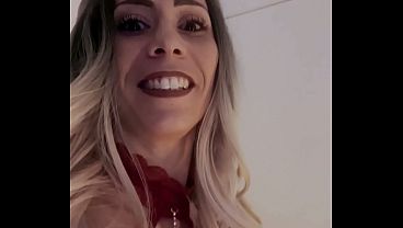 Download Video - Littleangel84 - Sodomis&eacute;e par le proprio du Airbnb - S02E01