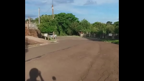 Gostosa dan&ccedil;ando