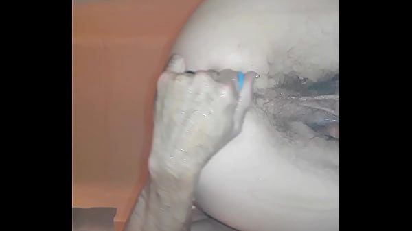 Download Video - Sexy ass enema in bathtub