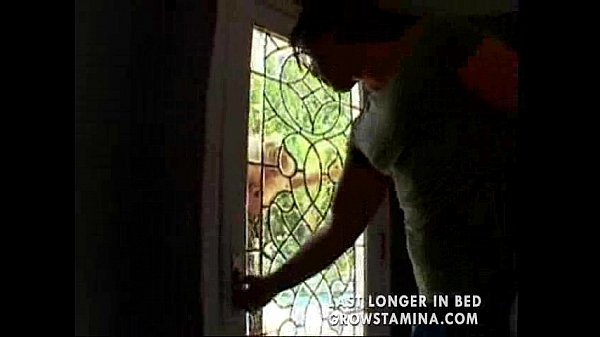 She visit her friend for anal and cum