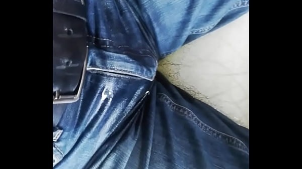 Peeing in Jeans