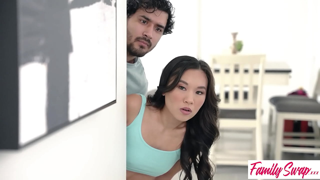 "Bueno, si ellos están jodiendo, nosotros deberíamos estar jodiendo" Swapmom Christy Love le dice a swapdad
                      cum creampie petite blowjob asian kissing orgy bisexual cum shot bisex doggy style small tits bissexual long hair deep throating hot asian cowgirl position hot brunette dick licking girls girls muchos negros