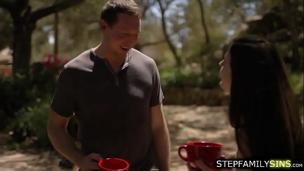 Stepcousins fuck during family reunion