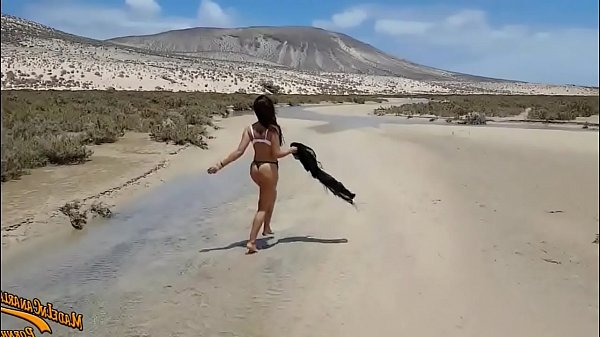 Amateur teen with large tits and ass bang outdoor in anal