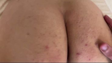 最初はオーラルセックス&hellip;それから彼は私をカウガール、ミッショナリー、ドギーの3つの体位で2つの異なる角度から攻めてくれます。どの体位を最初に繰り返したいですか？