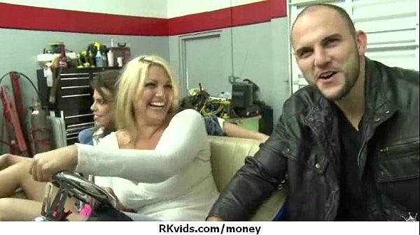 Wanna do sex for money 9